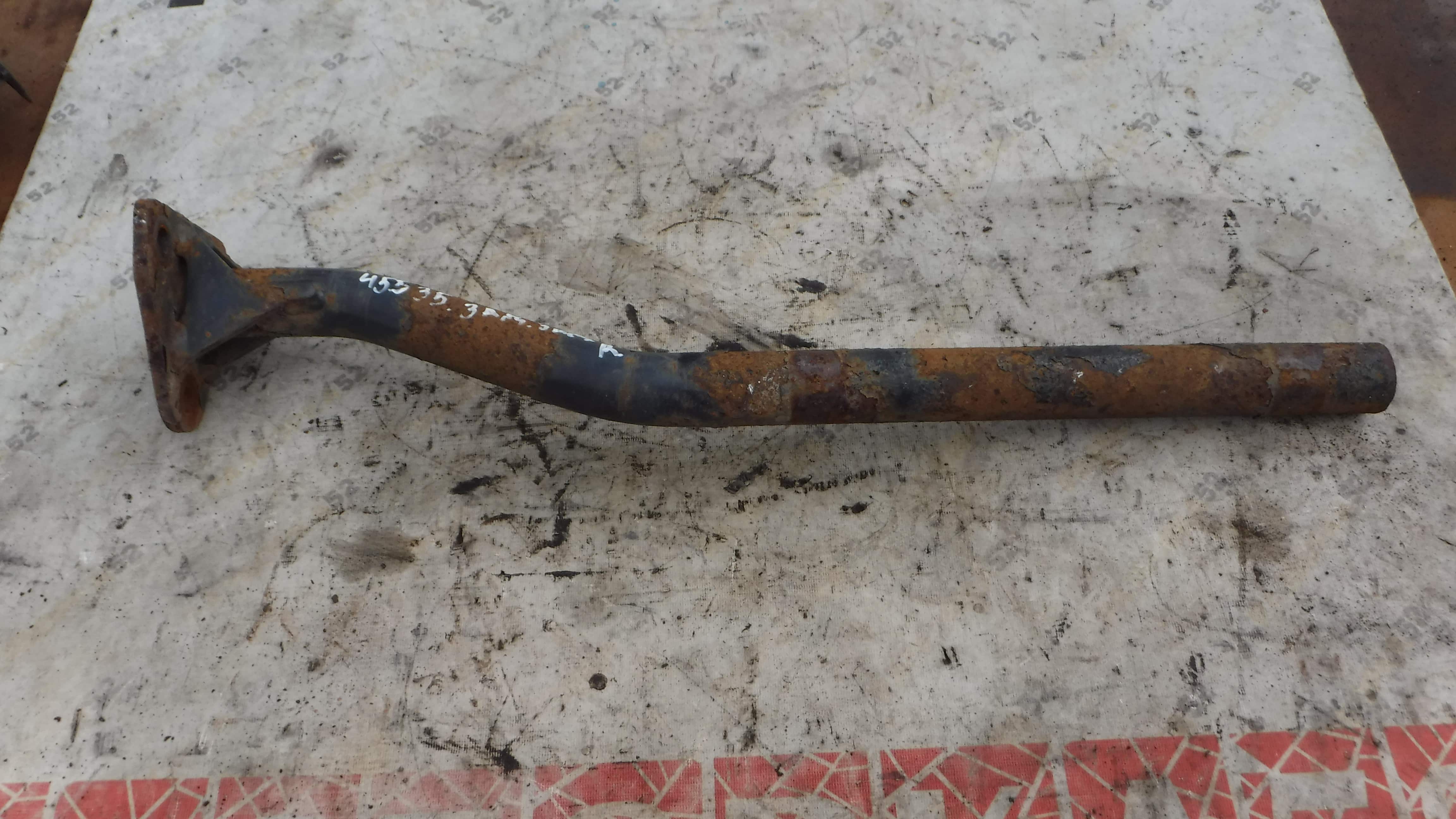 Кронштейн заднего правого крыла задний Ивеко Стрейлс IVECO Stralis Cursor 10 2002 41213727